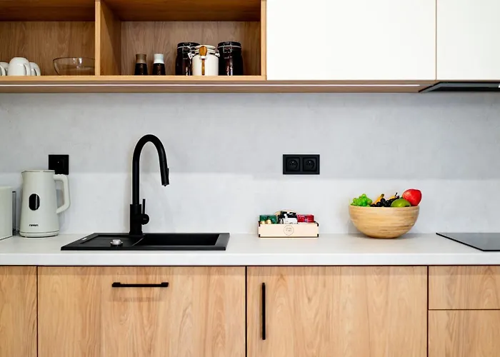 Good Time - 11 Listopada 31a - Pine 斯克拉斯卡波伦巴